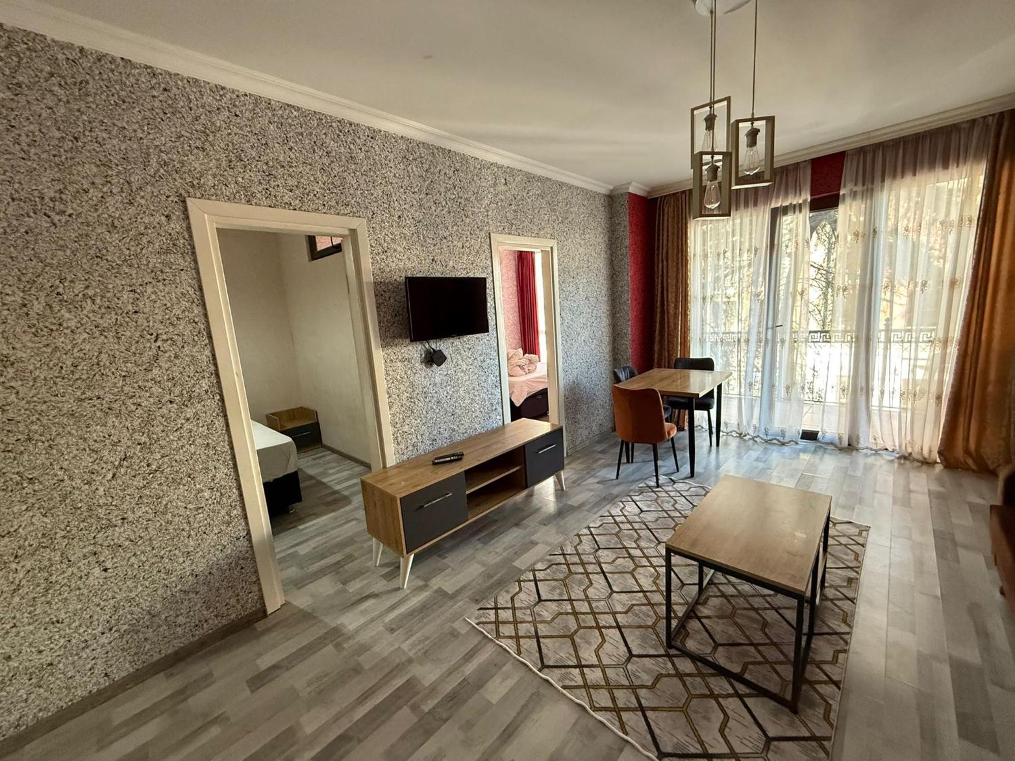 Karvi Hostel & Suites Батумі Екстер'єр фото